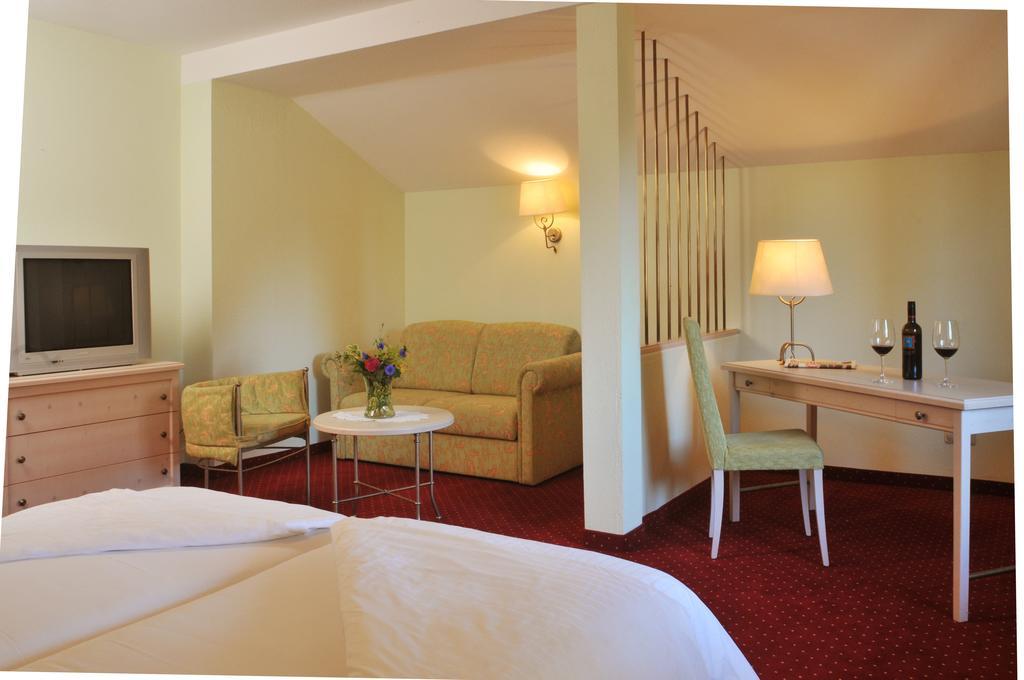 Hotel-Gasthof Beim Boeckhiasl Neukirchen an der Vockla Екстер'єр фото