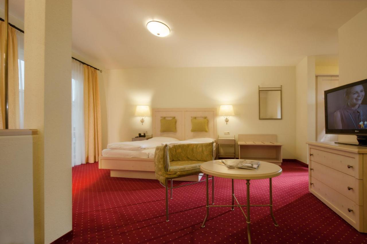 Hotel-Gasthof Beim Boeckhiasl Neukirchen an der Vockla Екстер'єр фото